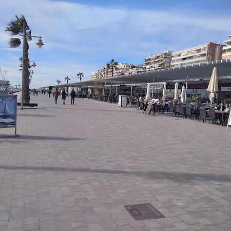 Apto Con Terraza Y 2 Dormitorios. 600 Megas Wifi. Santa Pola Zewnętrze zdjęcie