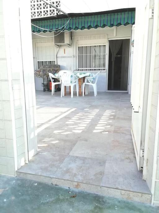 Apto Con Terraza Y 2 Dormitorios. 600 Megas Wifi. Santa Pola Zewnętrze zdjęcie