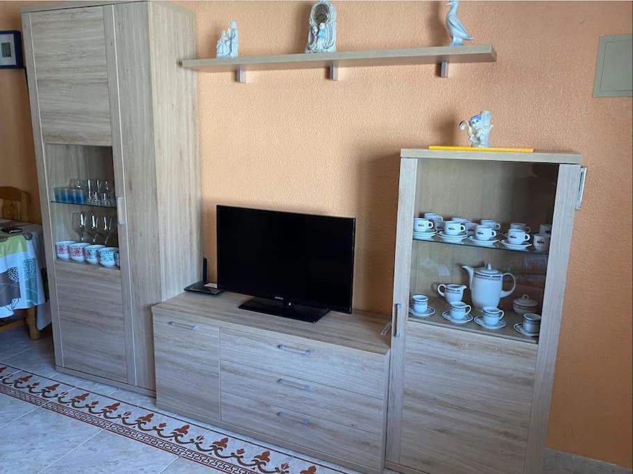 Apto Con Terraza Y 2 Dormitorios. 600 Megas Wifi. Santa Pola Zewnętrze zdjęcie