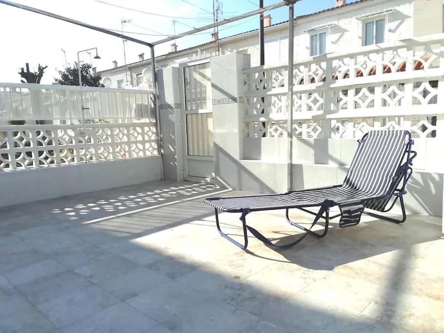 Apto Con Terraza Y 2 Dormitorios. 600 Megas Wifi. Santa Pola Zewnętrze zdjęcie